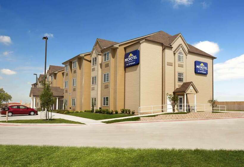 Microtel Inn & Suites By Wyndham Kenedy/karnes City