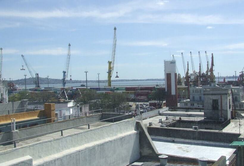 Montevideo Chic Hostel