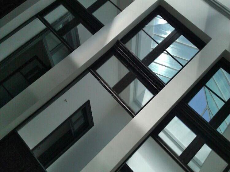 Montevideo Chic Hostel