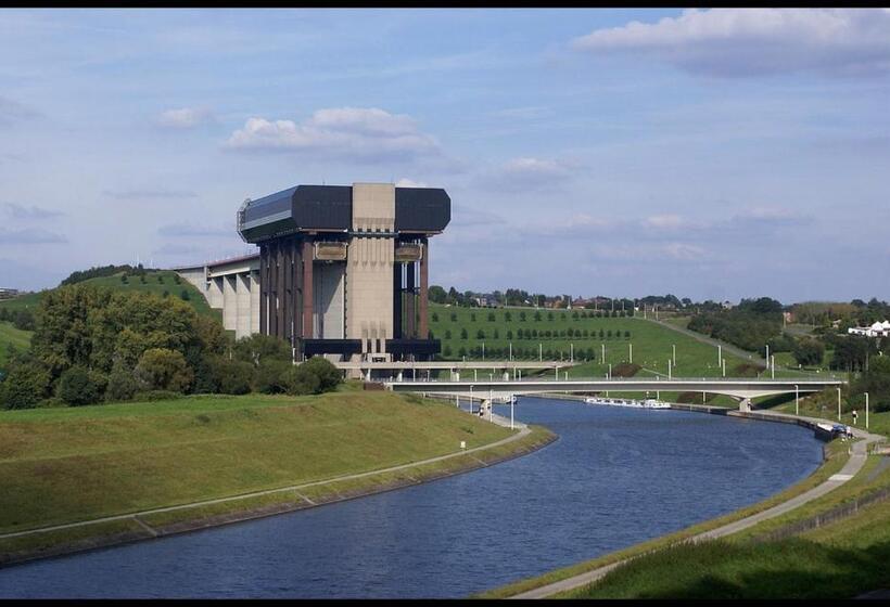 Orange Hotel La Louvière