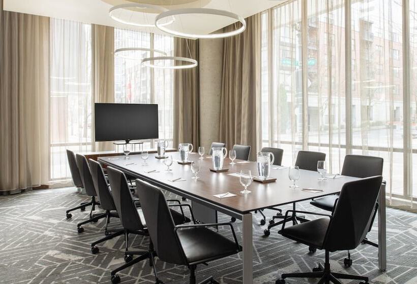 Residence Inn By Marriott Portland Downtown/pearl District