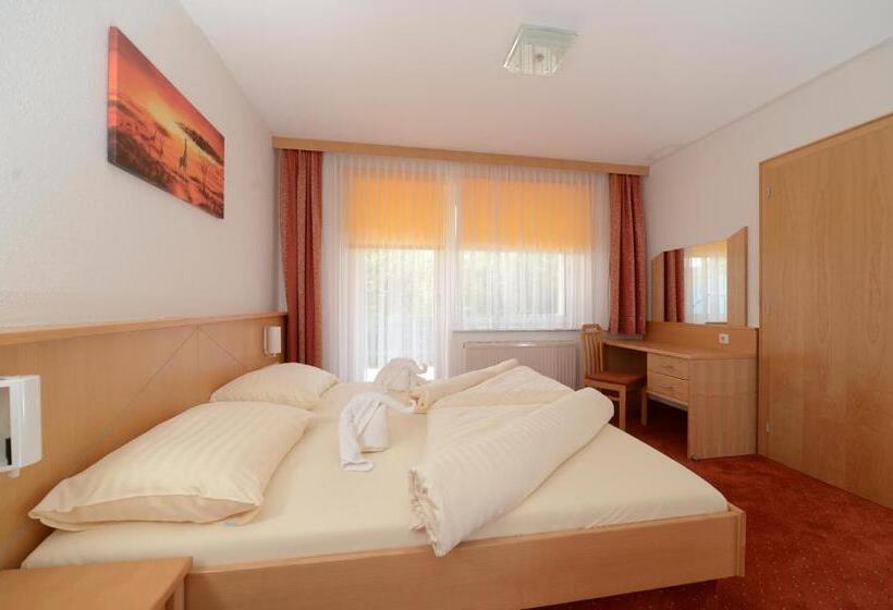 Strandhotel Faak