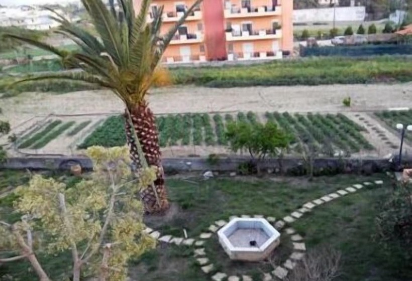 Volanakis Apartments