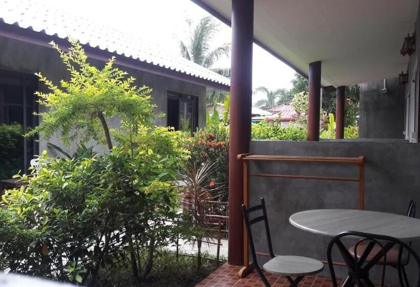 فندق صغير Maehaad Garden Inn