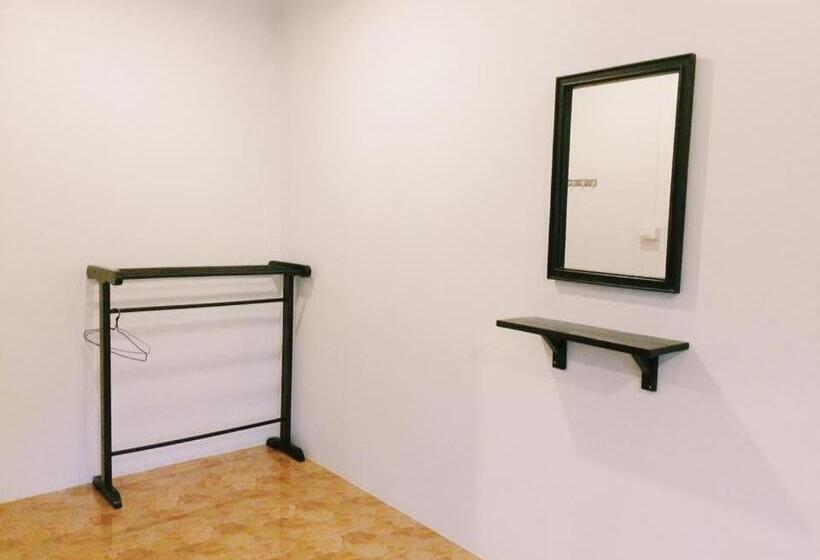 فندق صغير Maehaad Garden Inn