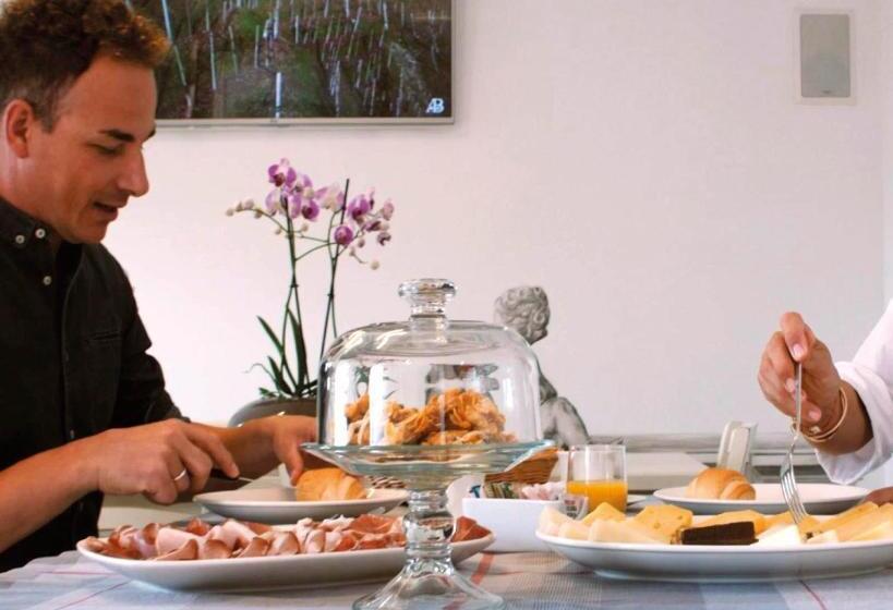 تختخواب و صبحانه Casa Bortolin
