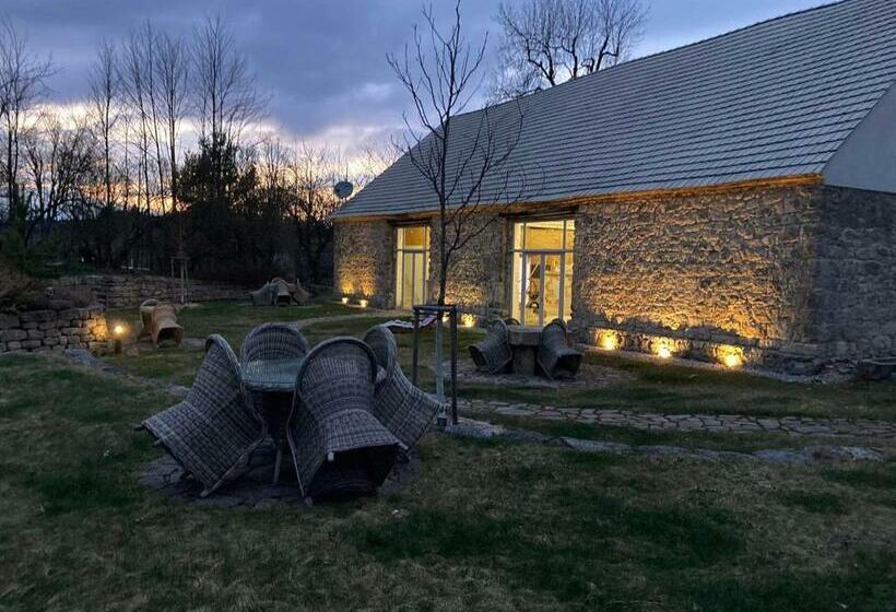 Nocleg ze śniadaniem Matějovec38