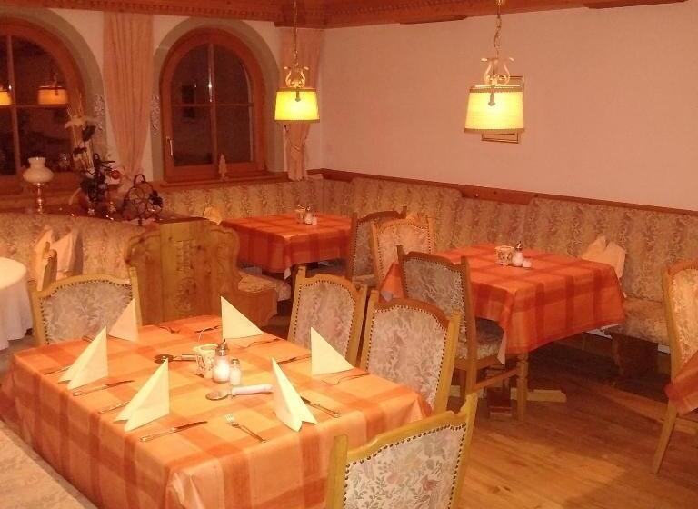 مبيت وإفطار Pension Sursilva