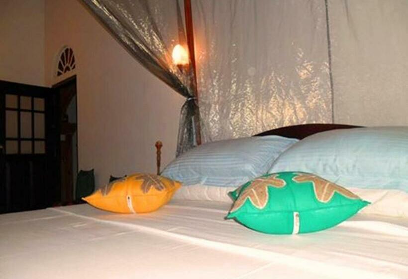 住宿加早餐  Villa Ali