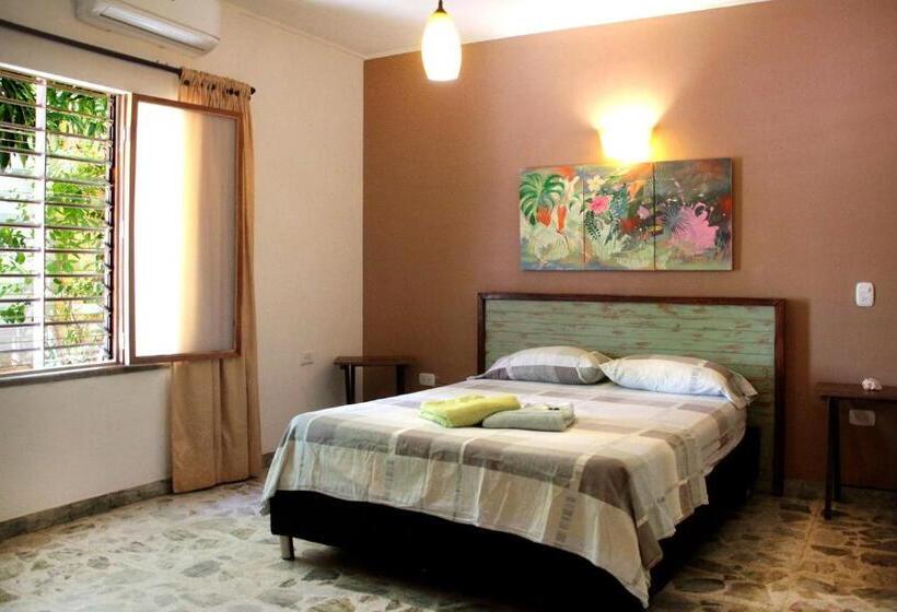 Cacao Hostel Santa Marta