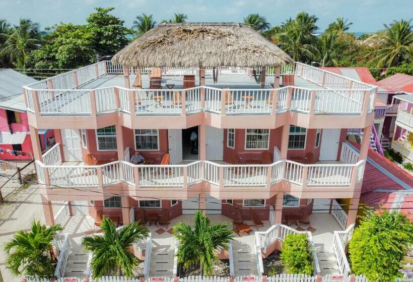 בית מלון כפרי Caye Caulker Condos
