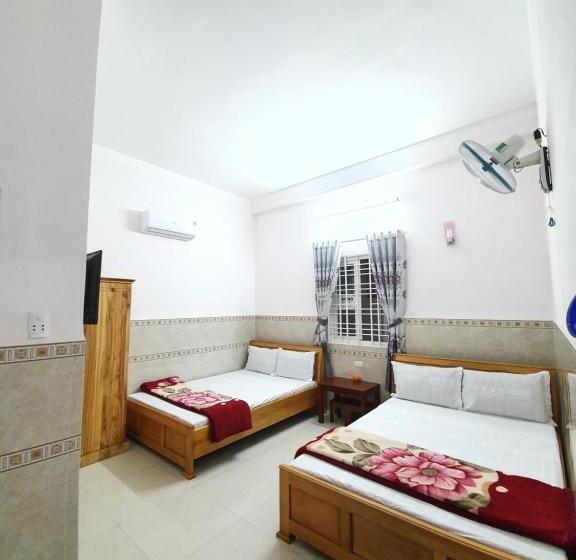 هتل Khách Sạn Thiên Phong