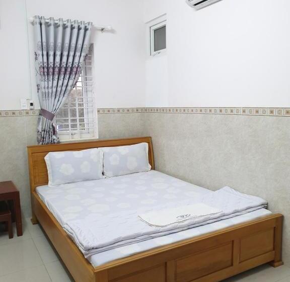 هتل Khách Sạn Thiên Phong