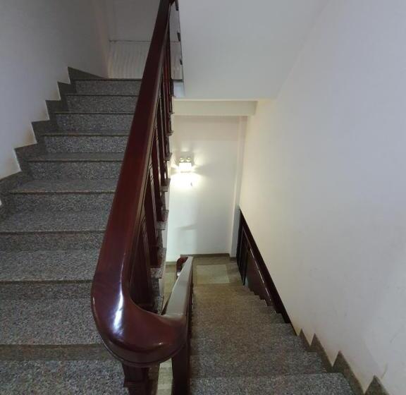 هتل Khách Sạn Thiên Phong