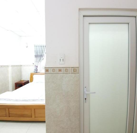 هتل Khách Sạn Thiên Phong