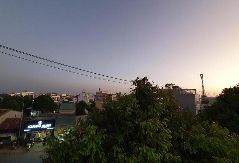 هتل Khách Sạn Thiên Phong