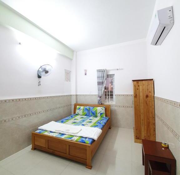 هتل Khách Sạn Thiên Phong