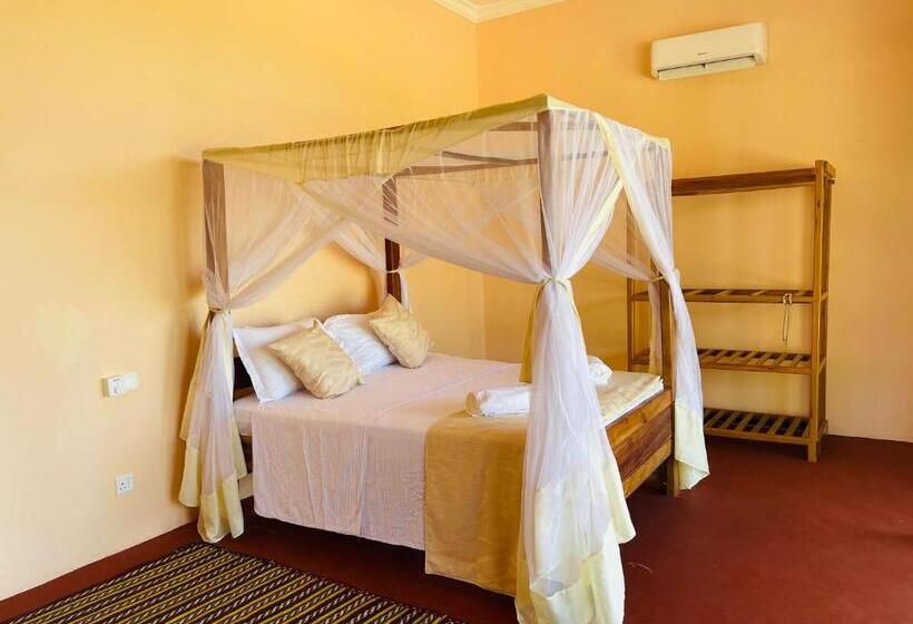 فندق Maisara Mafia Beach Lodge