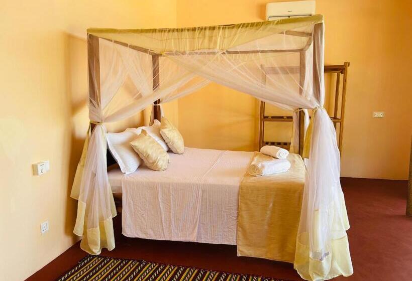 فندق Maisara Mafia Beach Lodge