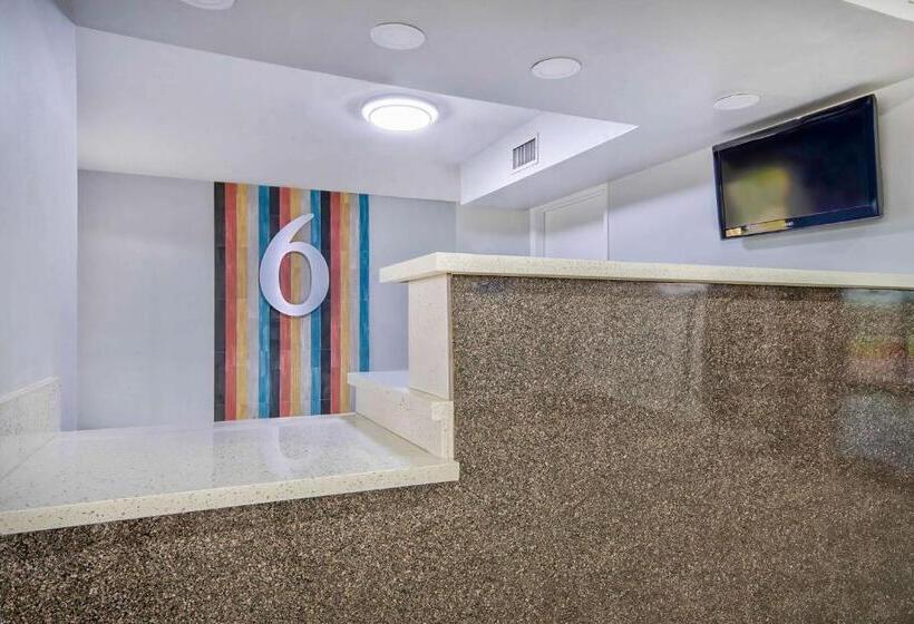 בית מלון כפרי Studio 6  Texas City, Tx