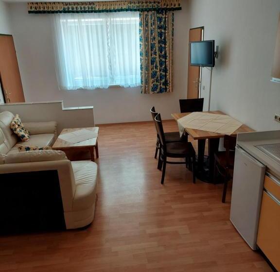 John’s Motel Appartementhaus