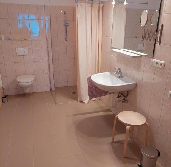 John’s Motel Appartementhaus