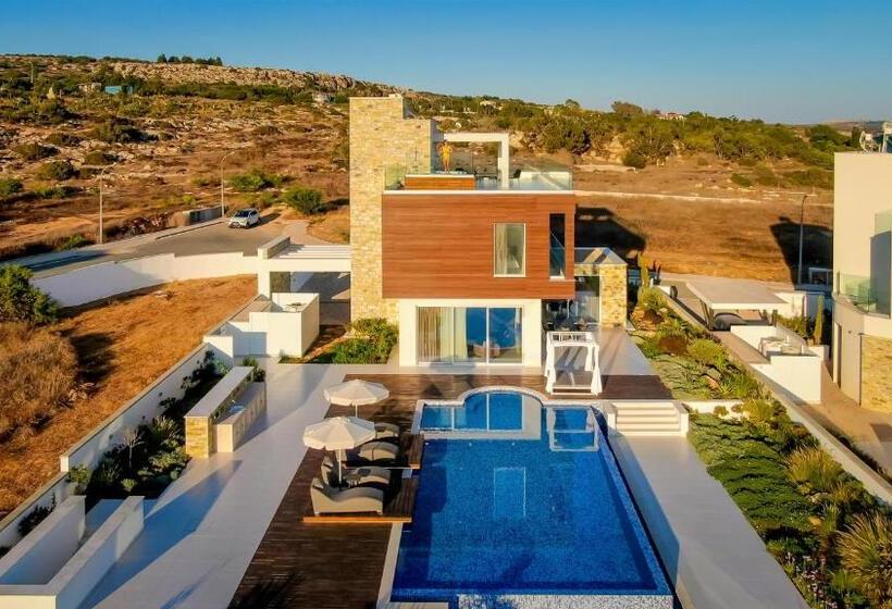 Love Bridge Seaview Villas