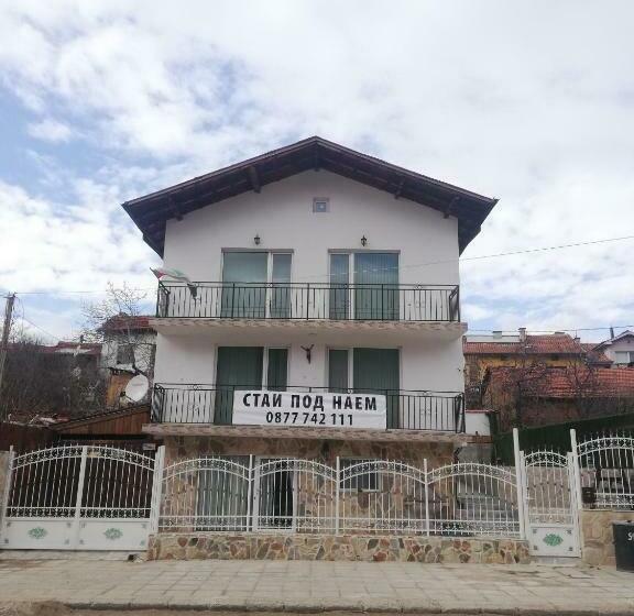 پانسیون стаи за гости рила