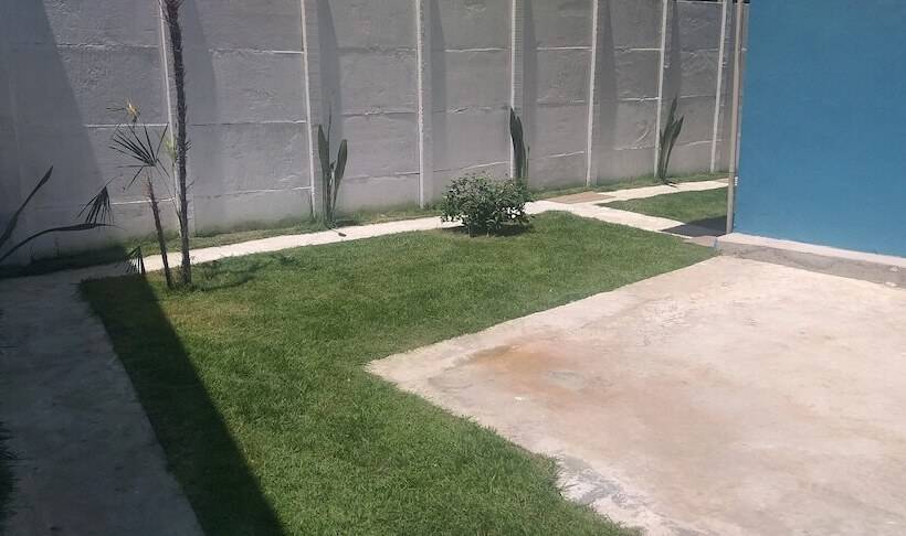 پانسیون Casa Beija Flor Pousada