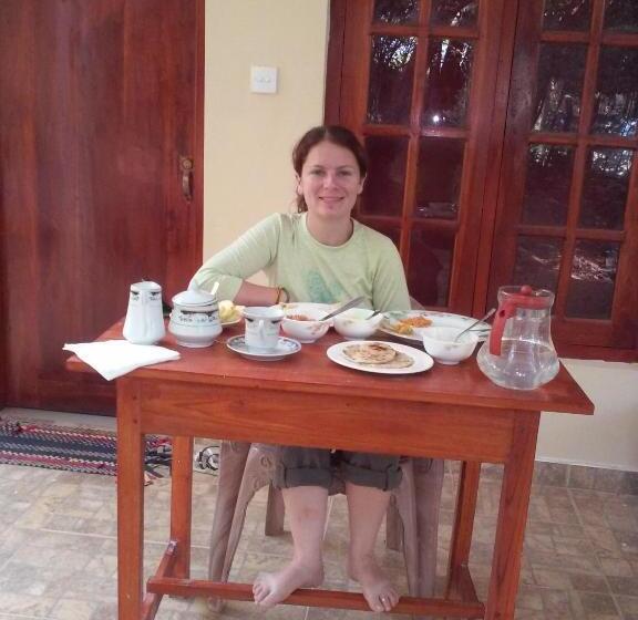 Пансион Dinuka Village