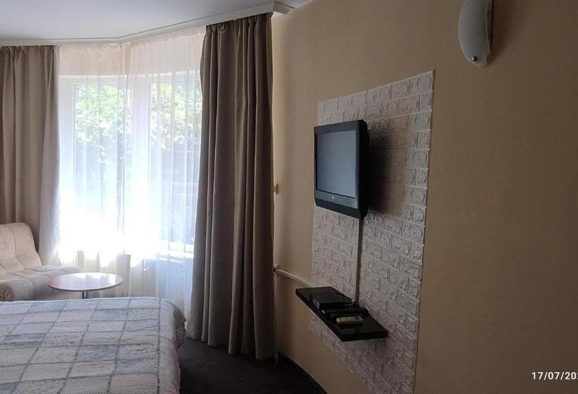 פנסיון Guest House Marina