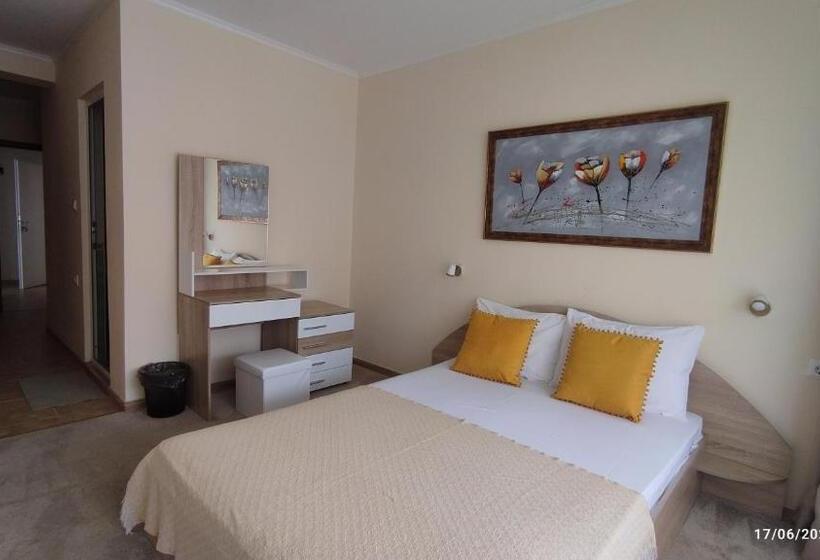 פנסיון Guest House Marina