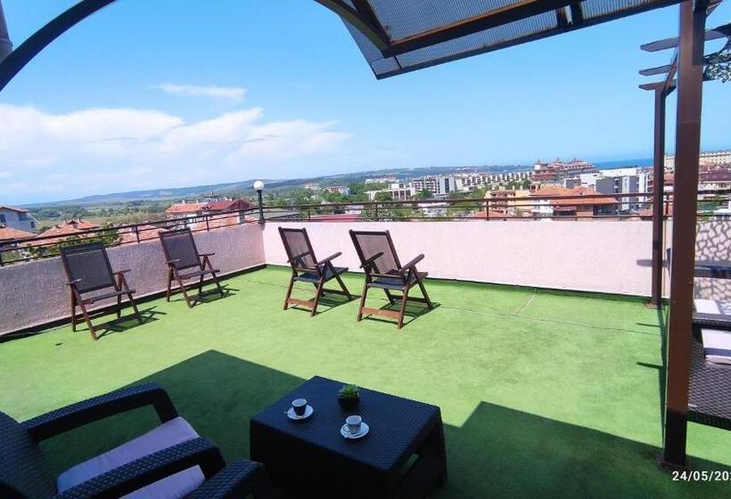 פנסיון Guest House Marina