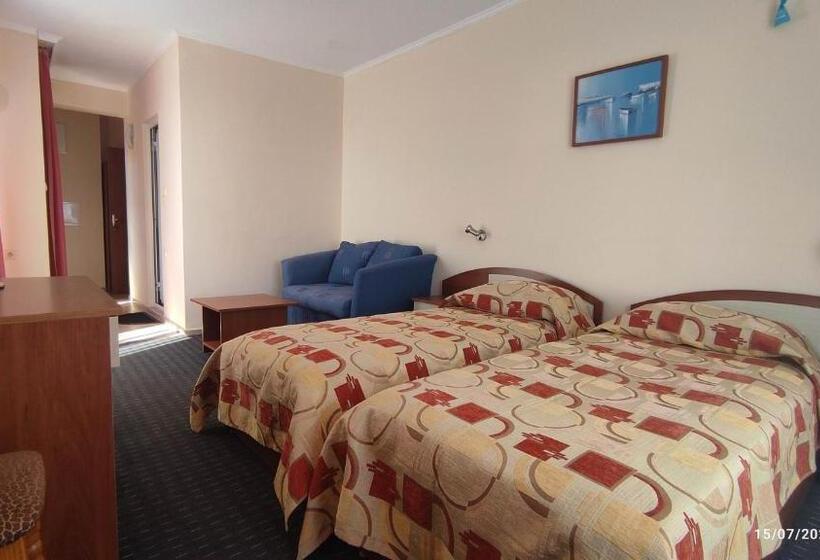 פנסיון Guest House Marina