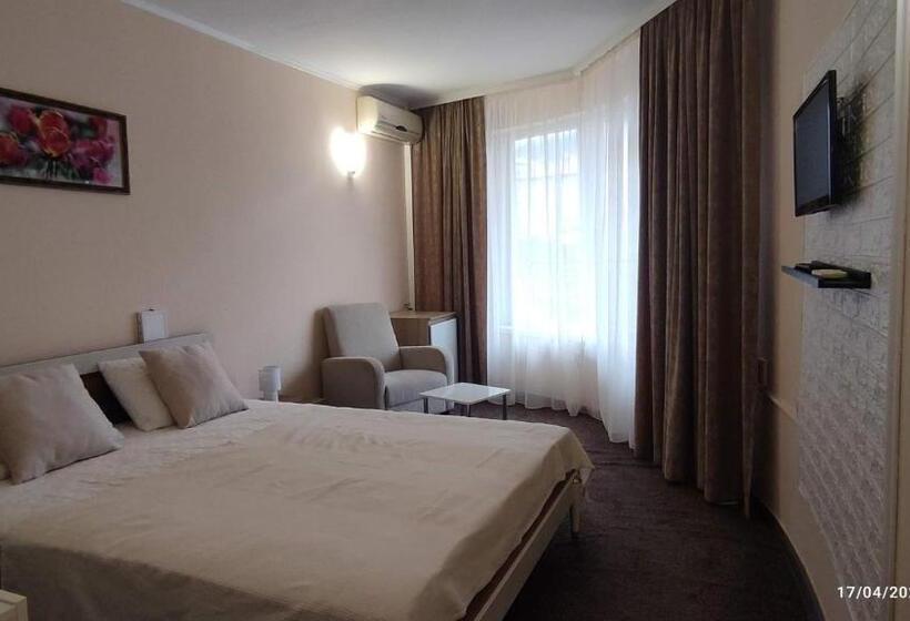 פנסיון Guest House Marina