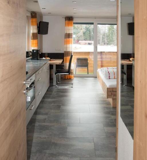 ペンション Haus Moosbrugger