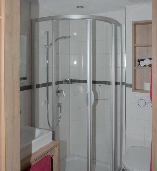 ペンション Haus Moosbrugger