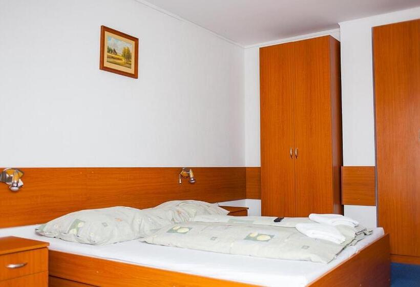 Пансион Penzión Centrum