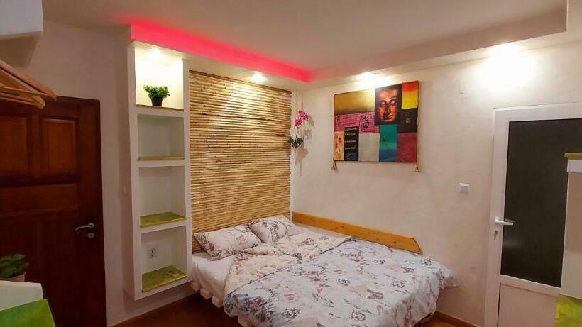 بنسيون Sentosa