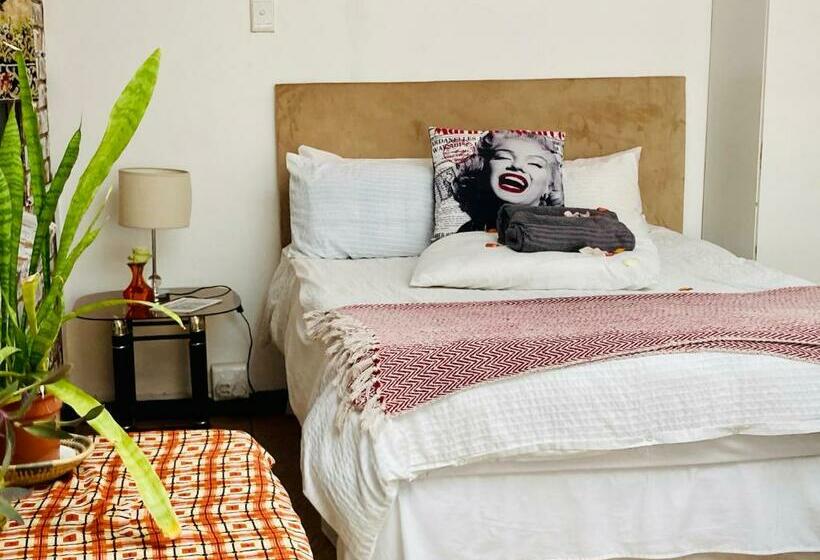 膳宿费 Su Casa Chase Valley