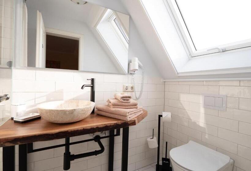 Refugium Theresienstraße 19   Chambre Vonnoh