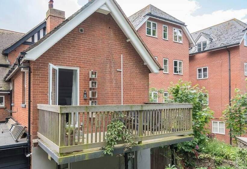 Saxon Lodge Cottage Felixstowe Air Manage Suffolk