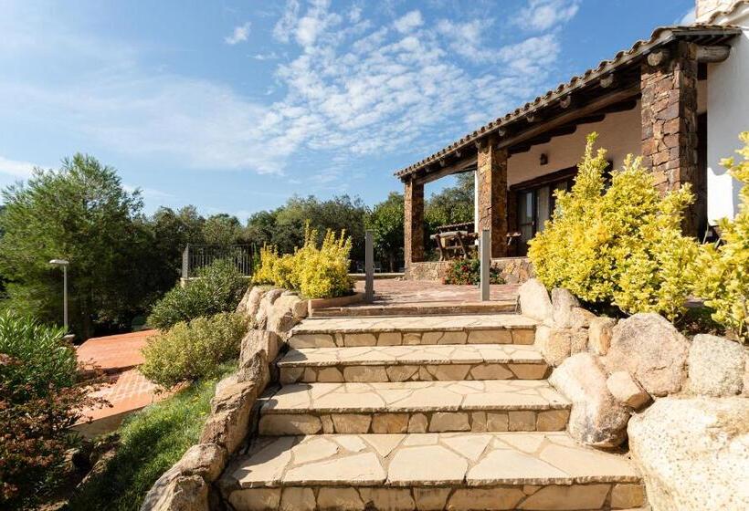 Villa With Great Mountain Views