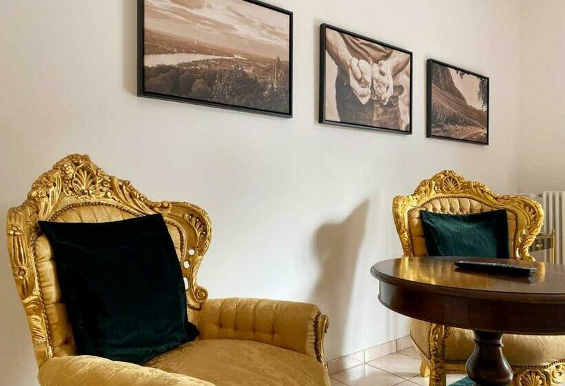 Weingut Pieper   Vinothek & Hotel Am Drachenfels