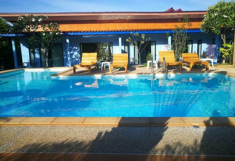 Weixiao Lanta Resort