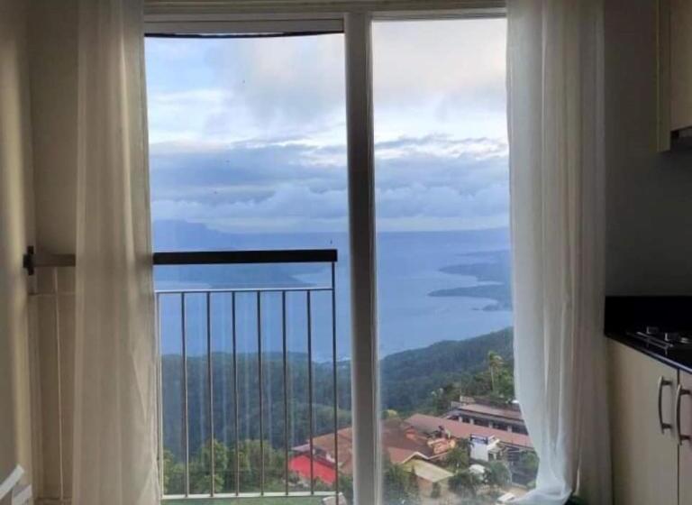 Wind Residence T4 F Near Taal & Sky Ranch