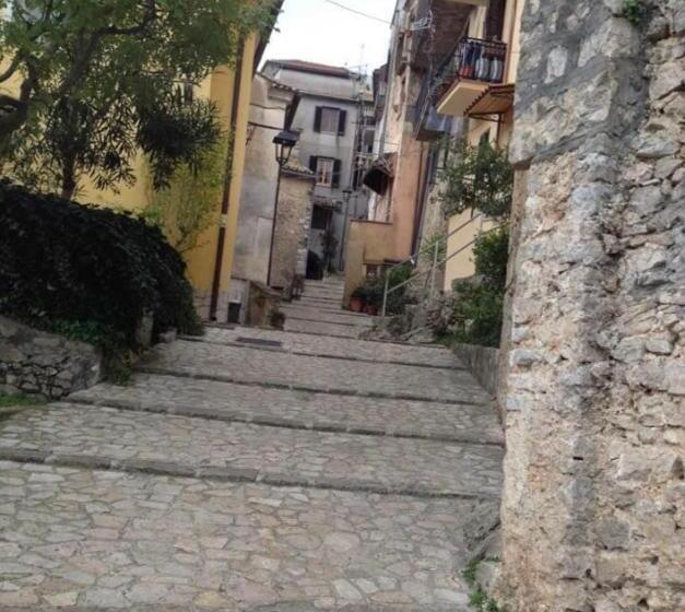 Alloggio Per Turisti A Solo 10 Minuti Dal Mare