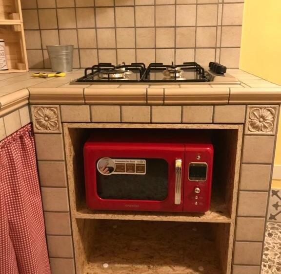 Alloggio Per Turisti A Solo 10 Minuti Dal Mare