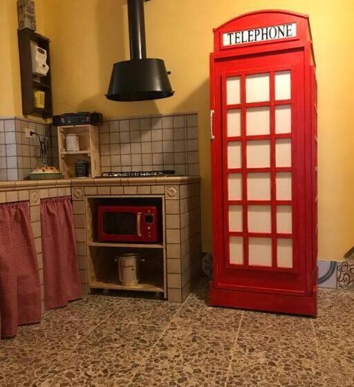 Alloggio Per Turisti A Solo 10 Minuti Dal Mare