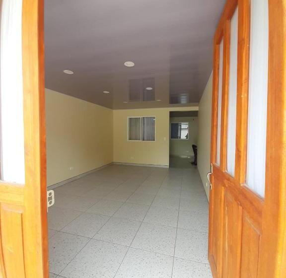 Alojamiento De Vivienda El Balcon